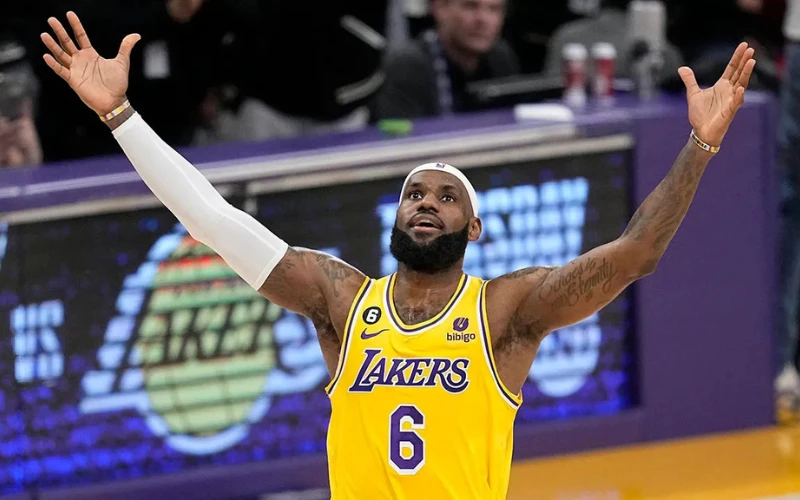 overvaluing-star-players-lebron-james