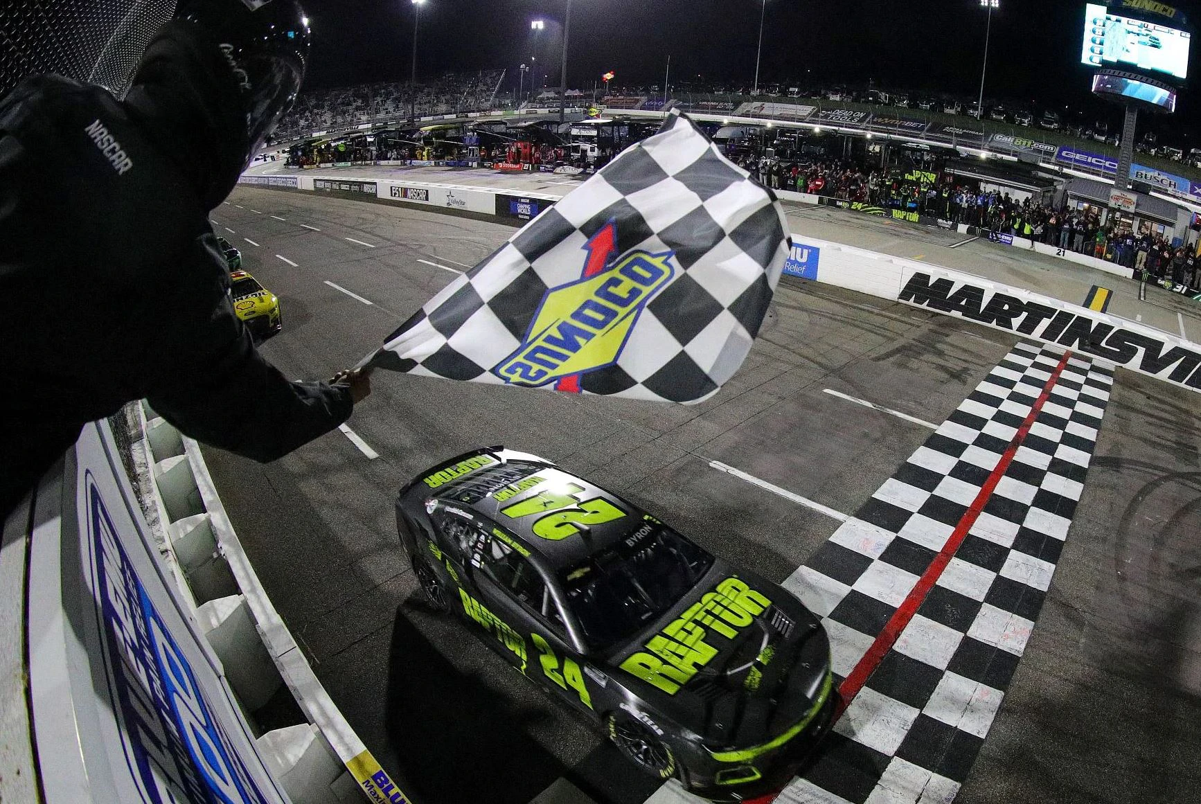 how to bet on nascar races