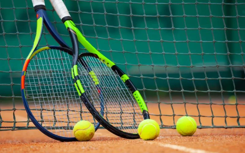 tennis-rackets